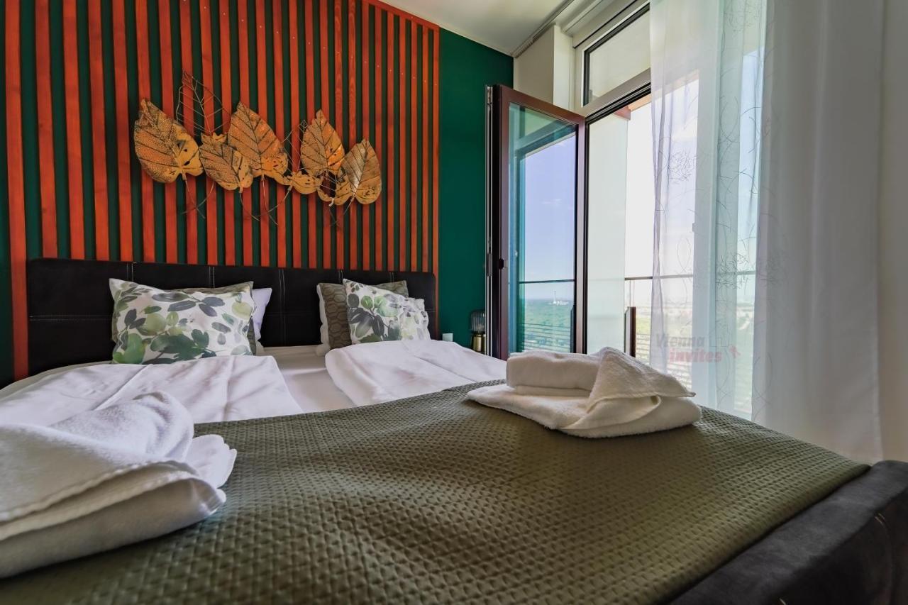 Triiiple 7Heaven - Amazing View On Top Floor With Rooftop Pool فيينا المظهر الخارجي الصورة