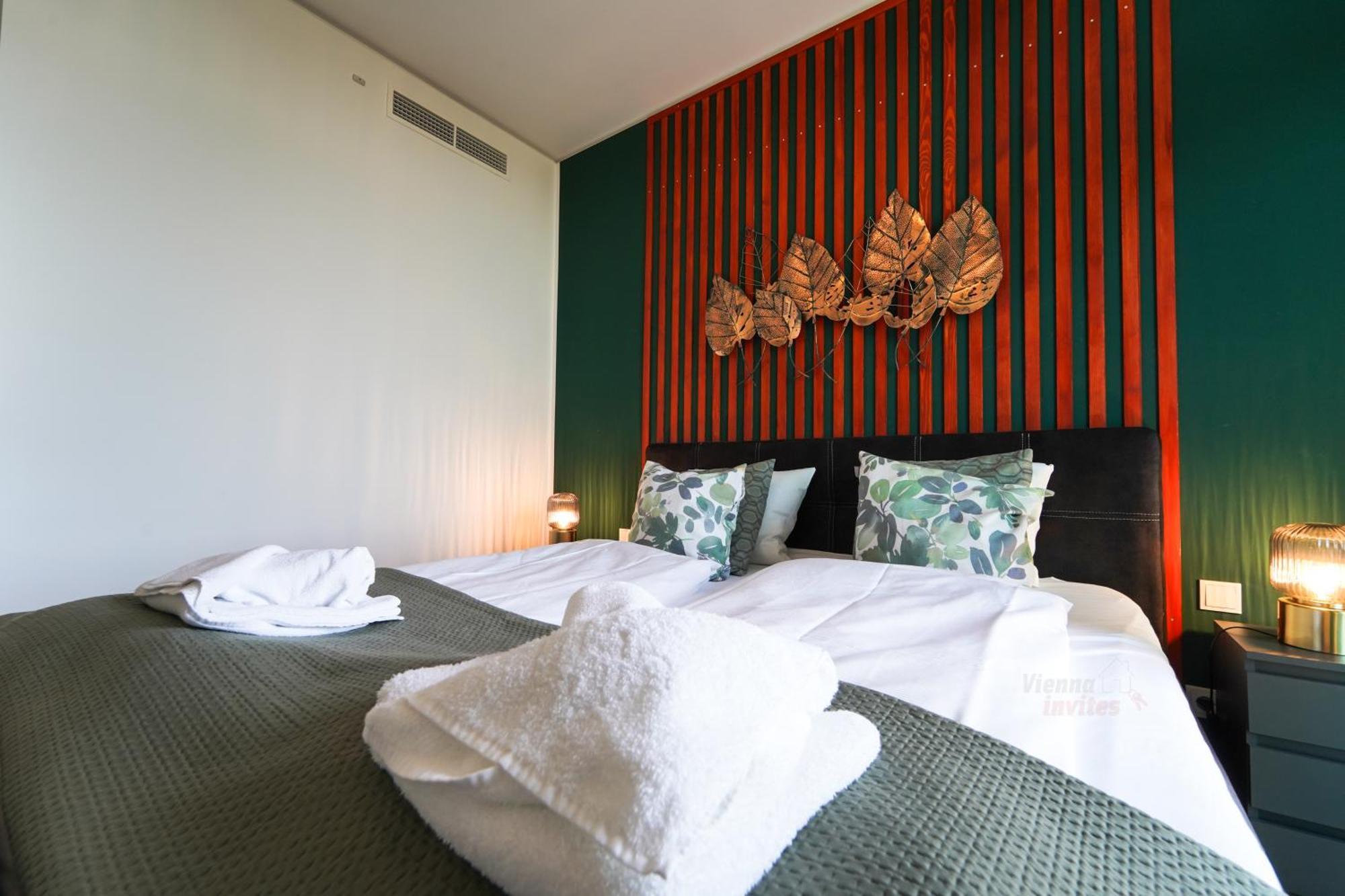 Triiiple 7Heaven - Amazing View On Top Floor With Rooftop Pool فيينا المظهر الخارجي الصورة